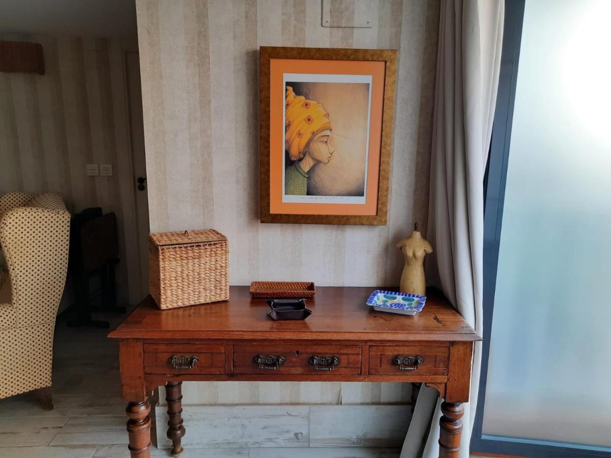 Un Apartamento Vacacional Con Detalles De Un Hogar Mairena del Aljarafe Exterior foto